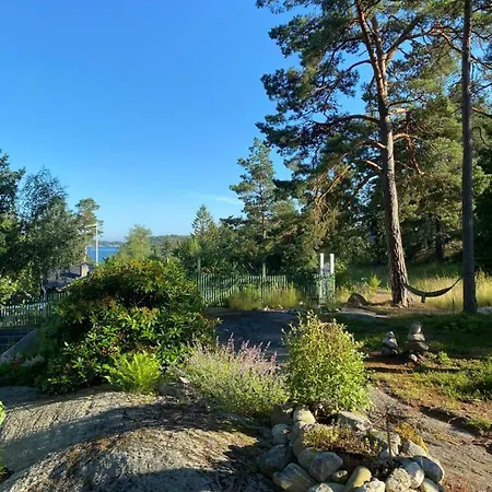 Modern Cottage In Arsta Havsbad Stockholm, Sweden Exterior photo